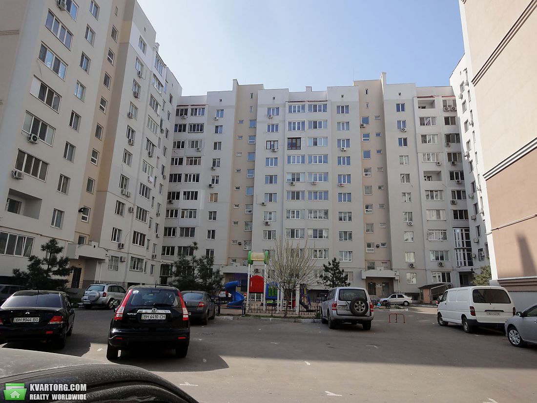 Rent out 2-room apartment. Одесса, Бреуса — photo 1