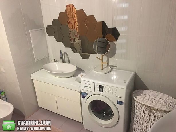 Rent out 2-room apartment. Киев,  Вильямса — photo 8