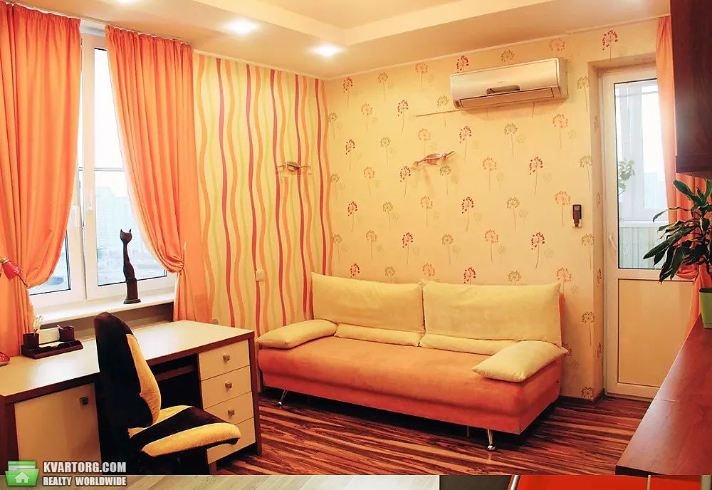 Rent out 4-room apartment. Киев, Срибнокильская — photo 3
