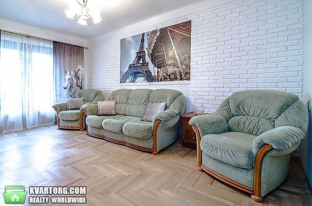 Rent out 3-room apartment. Киев,  Жмеринская — photo 2