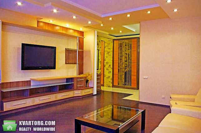 Rent out 4-room apartment. Киев, Героев Сталинграда пр — photo 1