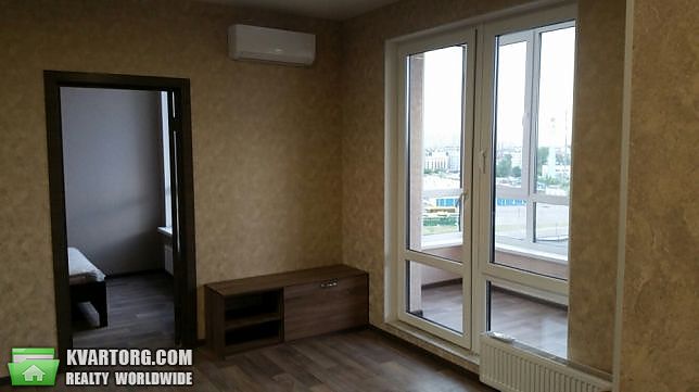 Rent out 2-room apartment. Киев, Практичная — photo 2