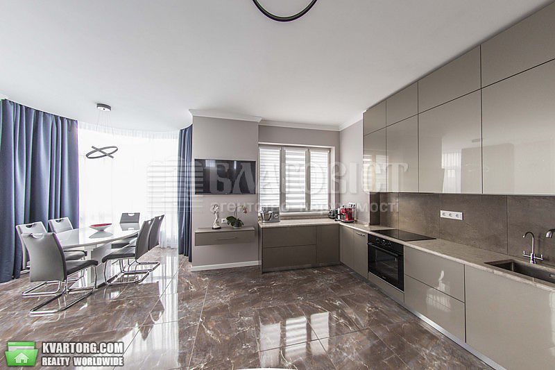 Sell 3-room apartment. Киев,  Драгомирова — photo 2