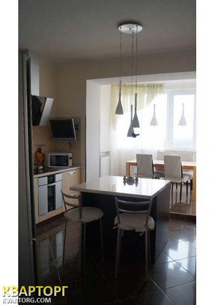 Rent out 3-room apartment. Киев,  Героев Сталинграда пр — photo 2