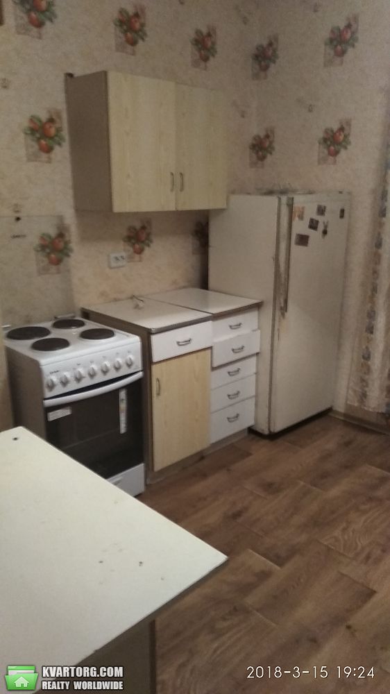 Rent out 1-room apartment. Киев, Здолбуновская ул. — photo 4