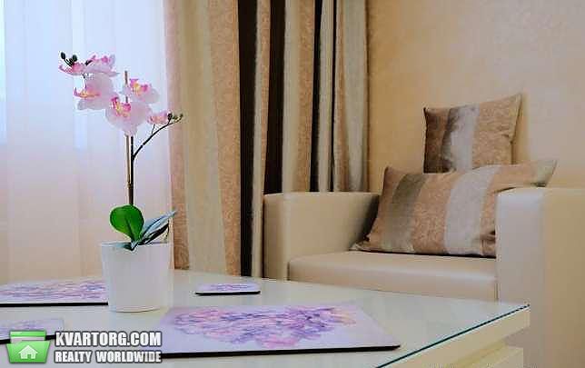 Rent out 2-room apartment. Киев, Драгоманова — photo 10