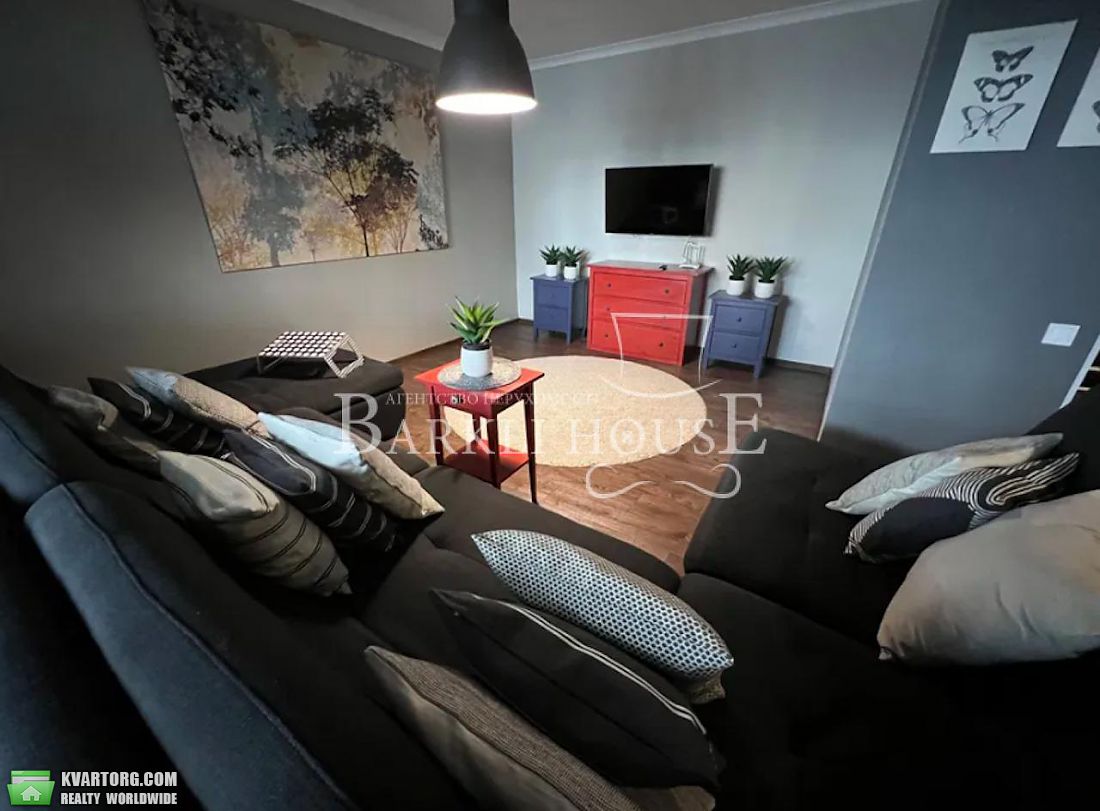 Rent out 4-room apartment. Киев,  Пулюя — photo 2