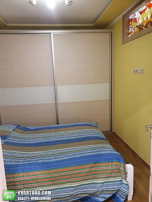 Rent out 2-room apartment. Львов, Скорини — photo 7