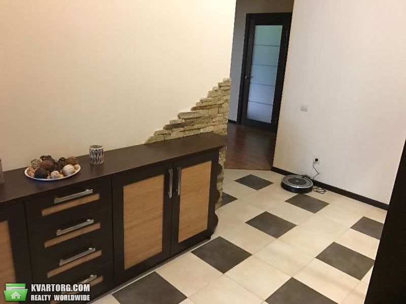Sell 3-room apartment. Киев,  Урловская — photo 7