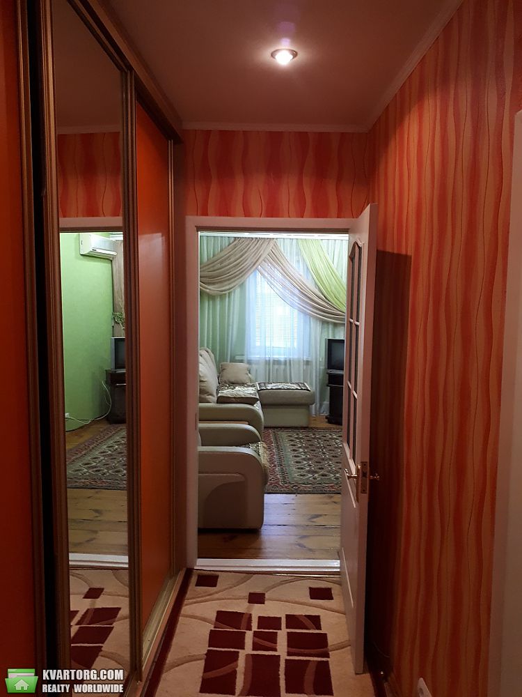 Rent out house. Запорожье, Чекистов — photo 1