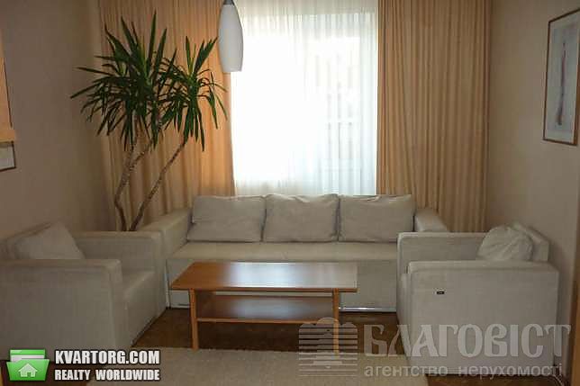 Rent out 2-room apartment. Киев,  Вишняковская — photo 1