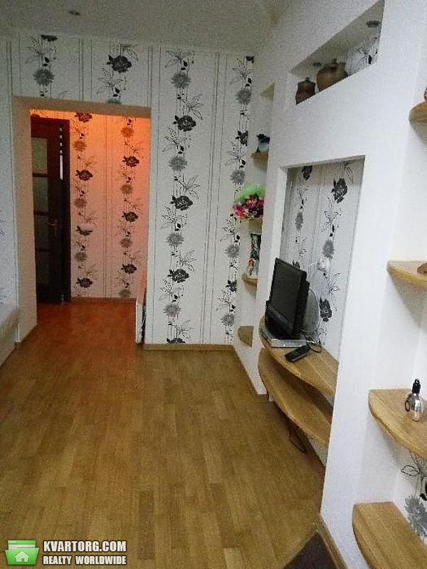 Rent out 2-room apartment. Киев,  Гончара — photo 2