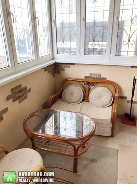 Rent out 2-room apartment. Киев,  Артема — photo 8