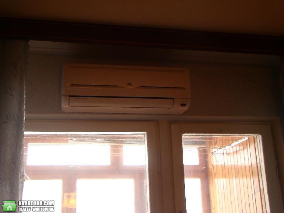 Sell 3-room apartment. Киев,  Лятошинского — photo 4