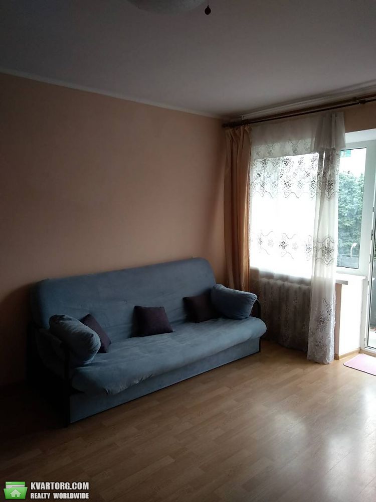 Sell 2-room apartment. Киев,  Энтузиастов — photo 1