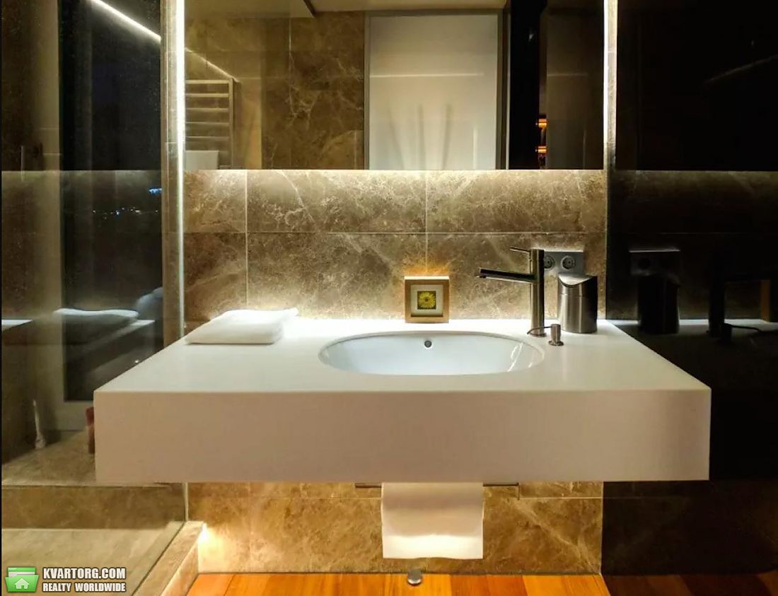 Rent out 2-room apartment. Киев,  Тычины пр — photo 8