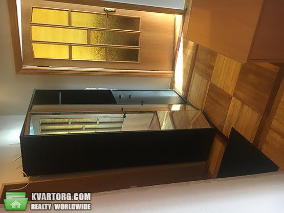Rent out 2-room apartment. Киев, поминенко — photo 8
