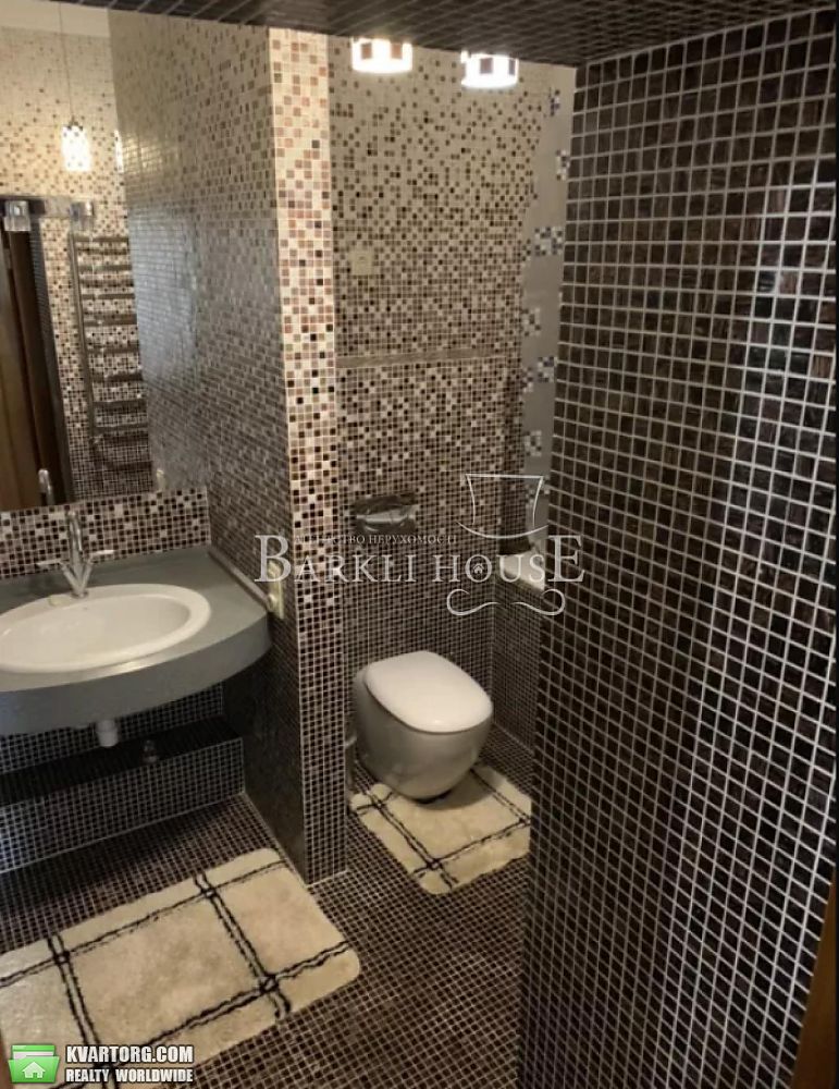 Rent out 4-room apartment. Киев,  Черновола — photo 9