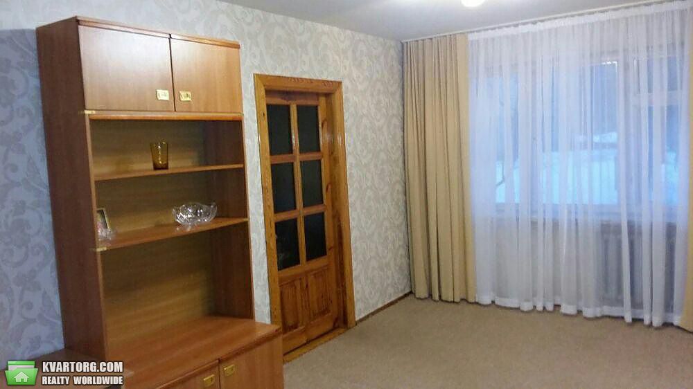 Rent out 2-room apartment. Киев,  Чумака — photo 6