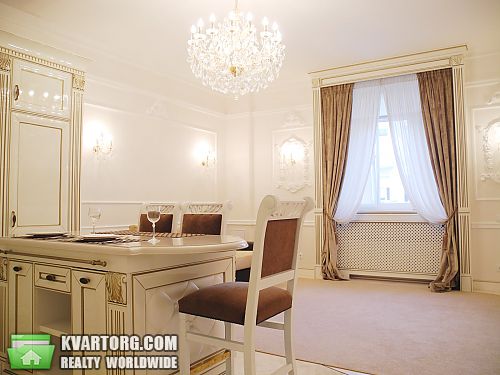 Rent out 3-room apartment. Киев, Лютеранская — photo 1