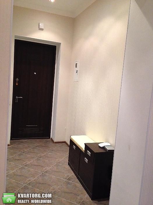 Rent out 2-room apartment. Киев, Гагарина — photo 8