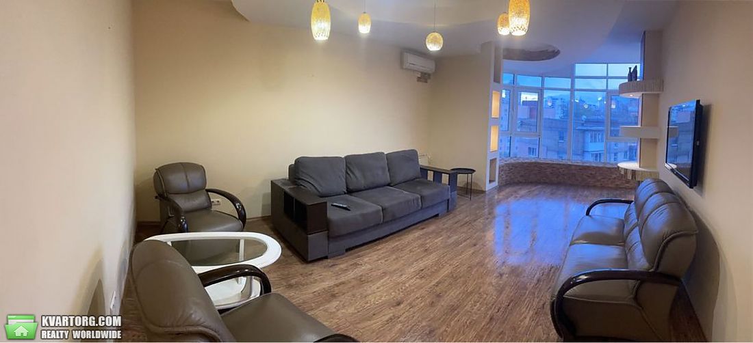 Rent out 2-room apartment. Киев,  Московская — photo 3