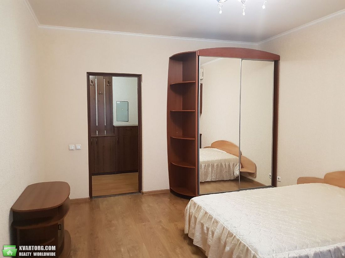 Rent out 1-room apartment. Киев, Макеевская — photo 3