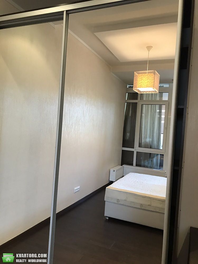 Rent out 2-room apartment. Одесса, Французский бульвар — photo 3