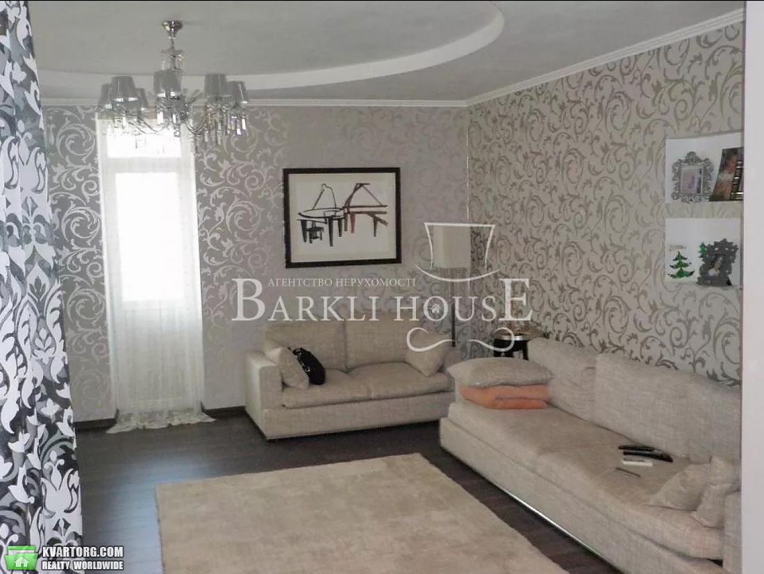 Rent out 4-room apartment. Киев,  Амосова — photo 1