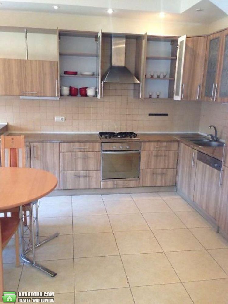 Rent out Townhouse. Киевская обл., Романково — photo 3