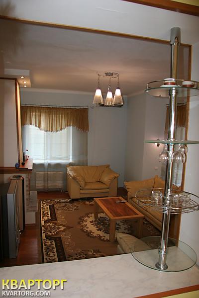 Rent out house. Киев,  Садовая Осокорки — photo 1