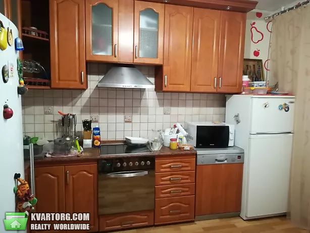 Sell 4-room apartment. Киев,  Милославская — photo 1