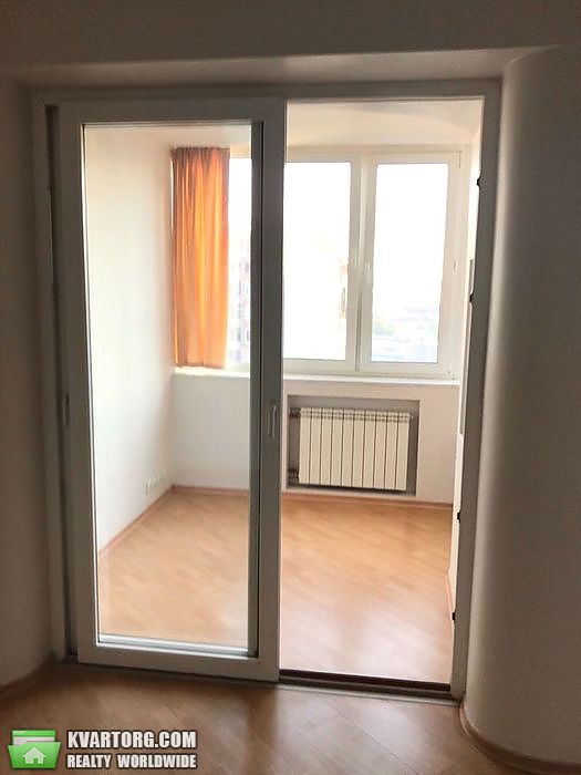 Sell 2-room apartment. Киев,  Старонаводницкая — photo 3