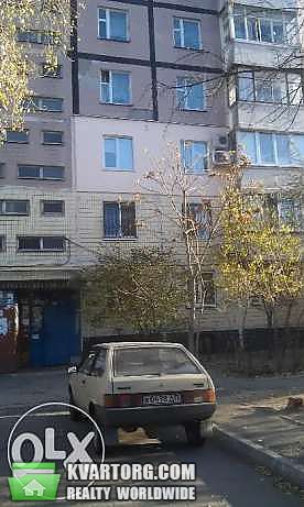 Sell 3-room apartment. Днепропетровск, Фестивальный переулок — photo 2
