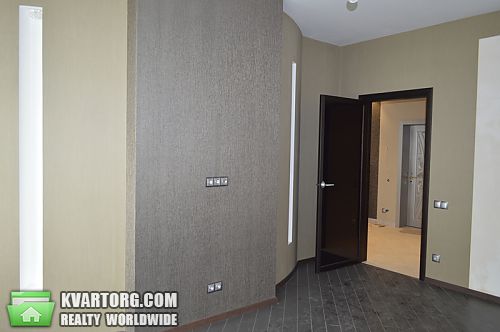 Sell 2-room apartment. Киев,  Драгомирова — photo 2
