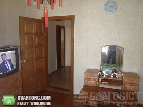 Sell 4-room apartment. Киев, Срибнокильская — photo 10