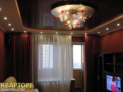 Sell 3-room apartment. Киев,  Цветаевой — photo 1