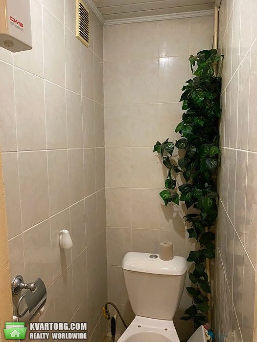 Sell 3-room apartment. Киев,  Шолом-Алейхема — photo 10