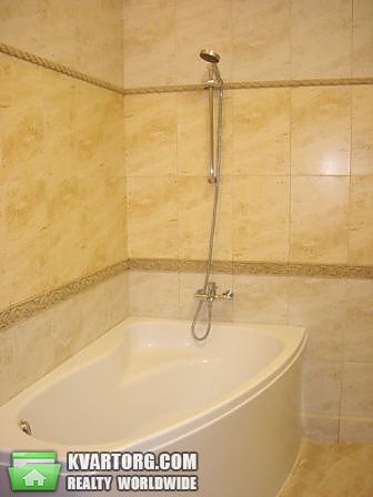 Rent out 2-room apartment. Киев, ГнатаХоткевича — photo 8