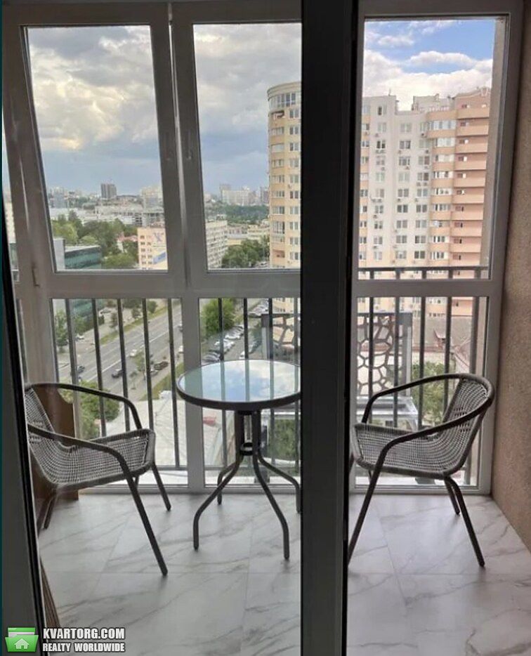 Rent out 1-room apartment. Киев, Лобановского проспект — photo 7