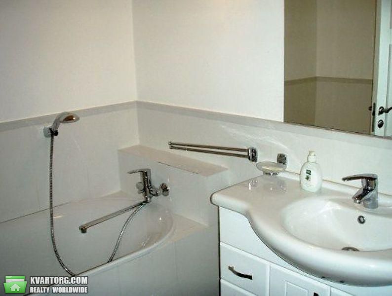 Rent out 2-room apartment. Киев,  Крещатик — photo 7