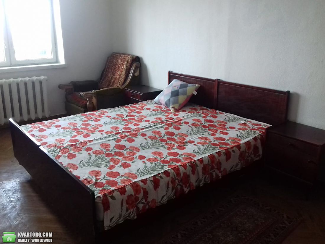 Rent out 3-room apartment. Киев,  Ольжича — photo 3
