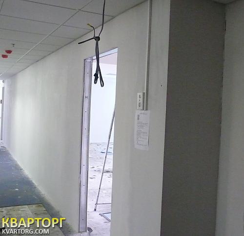 Rent out office. Киев,  Жилянская — photo 1