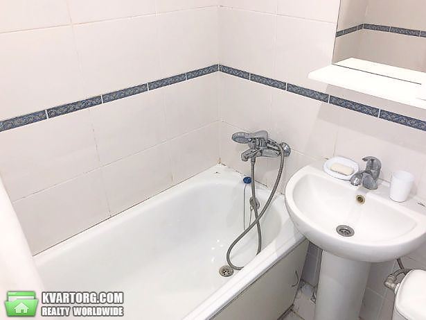 Rent out 1-room apartment. Киев,  Дегтяревская — photo 6
