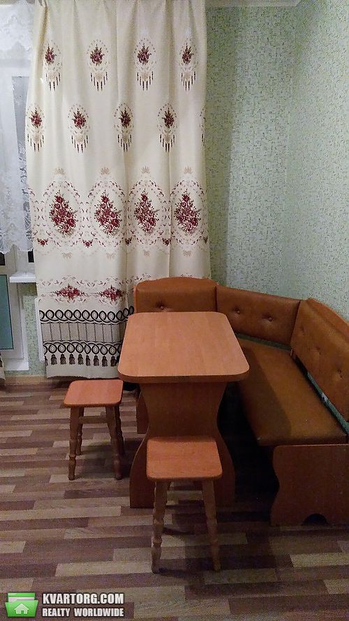 Rent out 2-room apartment. Киев,  Чавдар — photo 4