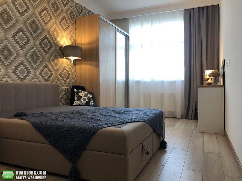 Rent out 2-room apartment. Киев, Саперное Поле — photo 7