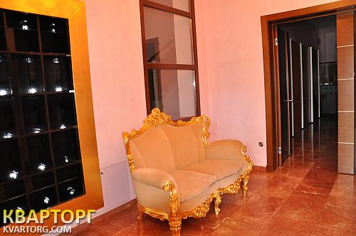 Sell house. Киев,  Подлесная — photo 2