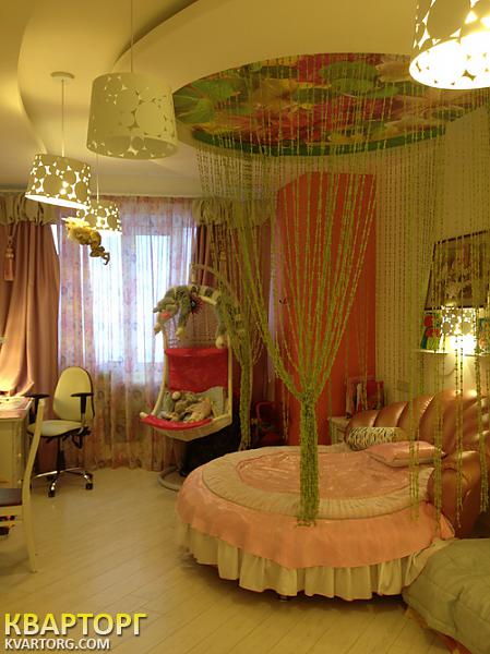 Rent out 3-room apartment. Киев,  Оболонская наб — photo 5
