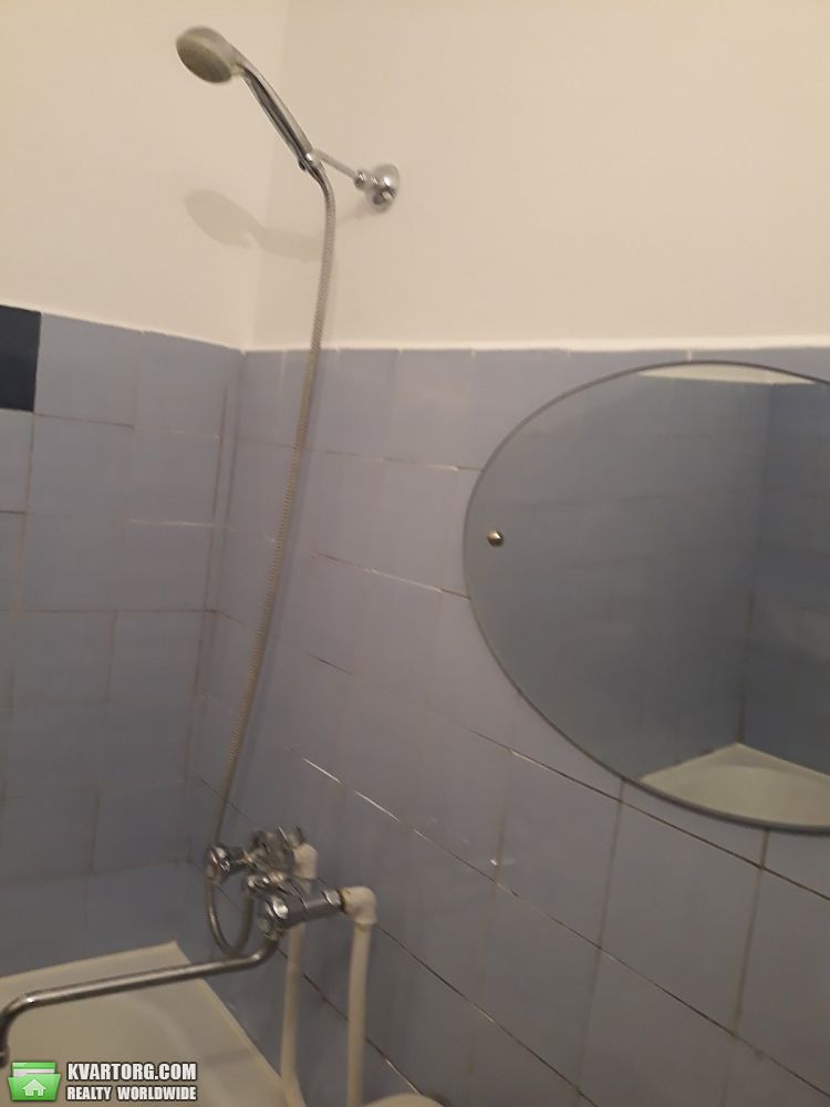 Rent out 2-room apartment. Киев, Лесной проспект — photo 10