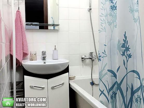 Rent out 2-room apartment. Киев, Русановская набережная — photo 6
